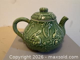 MaxSold Auction: Complete Portugal Bunny Porcelain Tea Service – 22 Piece Set with Platter - West Windsor Township (New Jersey, USA) SELLER MANAGED Estate Sale Online Auction - Wilson Way South