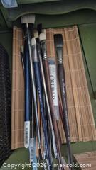 MaxSold Auction: Mixed paint brushes, paints & instructional books (16–30 pcs) - Toronto (Ontario, Canada) PARTNER MANAGED Estate Sale Online Auction -  Saint Andrews Gardens