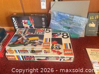 MaxSold Auction: LEGO Vintage Classic and LEGO Art Building Sets with Boxes B - Toronto (Ontario, Canada) Moving Online Auction - Somerdale Square