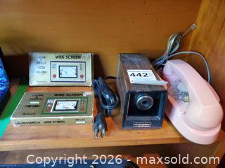 MaxSold Auction: Nintendo Game & Watch - Wide Screen (Popeye, Chef) B - Toronto (Ontario, Canada) Moving Online Auction - Somerdale Square