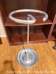 MaxSold Auction: Umbra Chrome-Plated Metal Umbrella Stand, Silver Finish, Medium - Oak Bay (British Columbia, Canada) PARTNER MANAGED Moving Online Auction - Plymouth Road