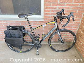 MaxSold Auction: Giant AnyRoad Gravel Bike 700C large  - Stratford (Ontario, Canada) PARTNER MANAGED Estate Sale Online Auction - Cawston Street (CONDO)