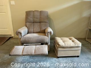 MaxSold Auction: La-Z-Boy Beige Fabric Recliner Chair with Ottoman - Saanich (British Columbia, Canada) PARTNER MANAGED Estate Sale Online Auction - Heatherdale Lane