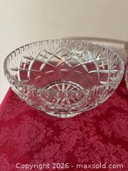 MaxSold Auction: Mixed Cut Crystal Bowls and Serving Pieces, Clear — Seven Pieces - Saanich (British Columbia, Canada) PARTNER MANAGED Estate Sale Online Auction - Heatherdale Lane