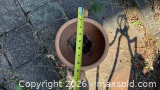 MaxSold Auction: Terracotta Clay Planter with Handles and Tripod Feet - Beckwith (Ontario, Canada) SELLER MANAGED Downsizing Online Auction -  6th Line Beckwith