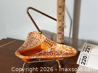 MaxSold Auction: Vintage MCM Atomic Stingray Ashtray Stand - Fort Erie (Ontario, Canada) SELLER MANAGED Estate Sale Online Auction - Caribou Trail Ridgway