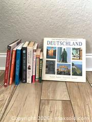 MaxSold Auction: Books - Jacksonville (Florida, USA) SELLER MANAGED Downsizing Online Auction - Spanish Marsh Court