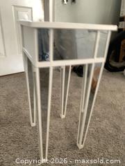 MaxSold Auction: Mirrored Glam Modern End Table with Drawer,draw missing knob. - Jacksonville (Florida, USA) SELLER MANAGED Downsizing Online Auction - Spanish Marsh Court