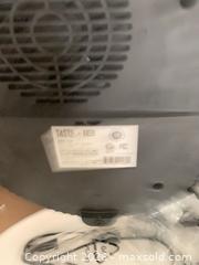 MaxSold Auction: Tasty Portable Induction Cooktop, Wi?Fi Smart, Black - Jacksonville (Florida, USA) SELLER MANAGED Downsizing Online Auction - Spanish Marsh Court