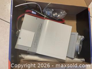 MaxSold Auction: Reliance Pro/Tran 2 (3006HDK) Backup Power Transfer Switch Kit - Welland (Ontario, Canada) SELLER MANAGED Estate Sale Online Auction -  Eastdale Crescent