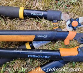 MaxSold Auction: Fiskars 3-Piece Garden Tool Set - PowerGear2 & HS551 - Saanich (British Columbia, Canada) SELLER MANAGED Downsizing Online Auction - Carey Road