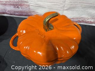 MaxSold Auction: Staub Orange Pumpkin Cocotte, Ceramic Loaf Pan & Mini Cocotte - Hatboro (Pennsylvania, USA) PARTNER MANAGED Estate Sale Online Auction - Jacksonville Road