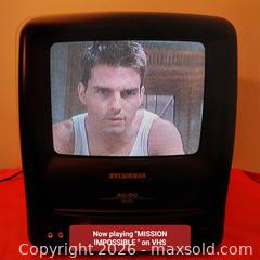 MaxSold Auction: Fully Functional-SYLVANIA 9" TV/VCR VHS Combo-AC/DC-Home/Car/RV/Motor Home/Boat - Ottawa (Ontario, Canada) SELLER MANAGED Downsizing Online Auction -  Russell Road