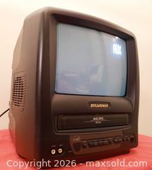 MaxSold Auction: Fully Functional-SYLVANIA 9" TV/VCR VHS Combo-AC/DC-Home/Car/RV/Motor Home/Boat - Ottawa (Ontario, Canada) SELLER MANAGED Downsizing Online Auction -  Russell Road