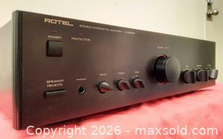MaxSold Auction: High End Heavy Duty 100 Watts RMS/Channel-ROTEL RA-980BX 980 Integrated Amplifier-Serviced - Ottawa (Ontario, Canada) SELLER MANAGED Downsizing Online Auction -  Russell Road