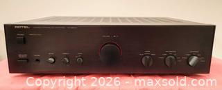 MaxSold Auction: High End Heavy Duty 100 Watts RMS/Channel-ROTEL RA-980BX 980 Integrated Amplifier-Serviced - Ottawa (Ontario, Canada) SELLER MANAGED Downsizing Online Auction -  Russell Road
