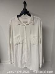 MaxSold Auction: Loft Woman size 22 - Vancouver (British Columbia, Canada) PARTNER MANAGED Downsizing Online Auction - Venables Street