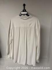 MaxSold Auction: Loft Woman size 22 - Vancouver (British Columbia, Canada) PARTNER MANAGED Downsizing Online Auction - Venables Street