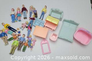 MaxSold Auction: Vintage Fisher-Price & Playskool Dollhouse Figures and Furniture Mega-Hoard - Irondequoit (New York, USA) SELLER MANAGED Downsizing Online Auction - Minocqua Drive