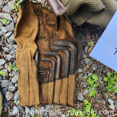MaxSold Auction: Assorted Hand Tools: Wrenches, Sockets, Screwdrivers, Hex Keys - Stevensville (Maryland, USA) PARTNER MANAGED Downsizing Online Auction - Old Love Point Road