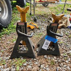 MaxSold Auction: Craftsman 3-Ton Steel Extra-High Jack Stands, Pair - Stevensville (Maryland, USA) PARTNER MANAGED Downsizing Online Auction - Old Love Point Road