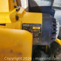 MaxSold Auction: DeWalt DW934 18V Cordless 6-3/4" Metal Saw - Stevensville (Maryland, USA) PARTNER MANAGED Downsizing Online Auction - Old Love Point Road