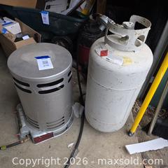 MaxSold Auction: Propane Heater with 20 lb Tank, 80,000 BTU/hr - Stevensville (Maryland, USA) PARTNER MANAGED Downsizing Online Auction - Old Love Point Road