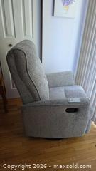 MaxSold Auction: Elran Light Gray Fabric Recliner Chair with Swivel Base - Pembroke (Ontario, Canada) PARTNER MANAGED Downsizing Online Auction - Ellis Avenue