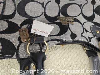 MaxSold Auction: Coach Canvas Tote Shoulder Bag with Leather Trim, Zip Top - Port Orchard (Washington, USA) SELLER MANAGED Downsizing Online Auction - May Ranch Lane South West
