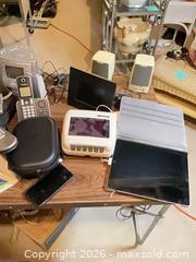 MaxSold Auction: Mixed Electronics Lot: Laptops, Tablets, Phones, Stereo & Accessories - Thames Centre (Ontario, Canada) PARTNER MANAGED Estate Sale Online Auction - Wheeler Avenue
