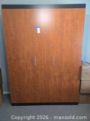 MaxSold Auction: Queen Murphy Wall Bed Cabinet, Cherry with Black Trim - Kissimmee (Florida, USA) PARTNER MANAGED Downsizing Online Auction - Vista Drive