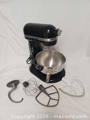 MaxSold Auction: KithenAid Professional HD550 Stand Mixer - Toronto (Ontario, Canada) PARTNER MANAGED Reseller Online Auction - Queen Street West