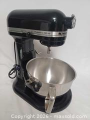 MaxSold Auction: KithenAid Professional HD550 Stand Mixer - Toronto (Ontario, Canada) PARTNER MANAGED Reseller Online Auction - Queen Street West