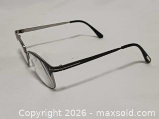 MaxSold Auction: Tom Ford Eyeglasses FT 5381 - Toronto (Ontario, Canada) PARTNER MANAGED Reseller Online Auction - Queen Street West