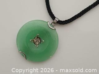 MaxSold Auction: Vintage Chinese Jadeite with Silver Setting Pendant Necklace  - Toronto (Ontario, Canada) PARTNER MANAGED Reseller Online Auction - Queen Street West