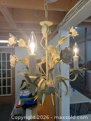 MaxSold Auction: Vintage MCM Italian Tole Hand painted Floral & Leaves Chandelier  - Toronto (Ontario, Canada) PARTNER MANAGED Reseller Online Auction - Queen Street West