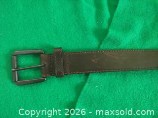MaxSold Auction: Brown Leather Belt with Single-Prong Metal Buckle, Medium - San Mateo (California, USA) SELLER MANAGED Moving Online Auction - Seville Way