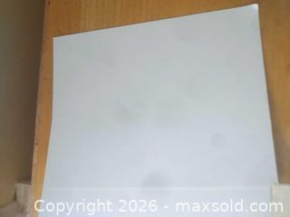 MaxSold Auction: Paper and cardboard - San Mateo (California, USA) SELLER MANAGED Moving Online Auction - Seville Way