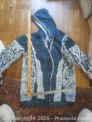 MaxSold Auction: Unisex Full-Zip Cable Knit Print Hoodie, Blue/White/Black, M/Chinese XL - San Mateo (California, USA) SELLER MANAGED Moving Online Auction - Seville Way