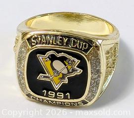 MaxSold Auction: PITTSBURGH PENGUINS 1991 CHAMPIONSHIP RING - Kingston (Ontario, Canada) PARTNER MANAGED Downsizing Online Auction - Rosemund Crescent