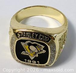 MaxSold Auction: PITTSBURGH PENGUINS 1991 CHAMPIONSHIP RING - Kingston (Ontario, Canada) PARTNER MANAGED Downsizing Online Auction - Rosemund Crescent