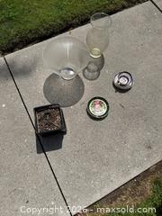 MaxSold Auction: glass vase and etc - Peterborough (Ontario, Canada) SELLER MANAGED Moving Online Auction - Dobbin Avenue .