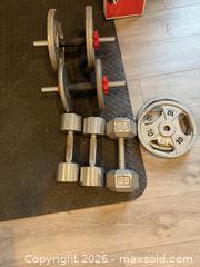 MaxSold Auction: weights - Peterborough (Ontario, Canada) SELLER MANAGED Moving Online Auction - Dobbin Avenue .
