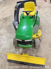 MaxSold Auction: John Deere LX178 Riding Lawn Tractor, 48 in Deck - East Brunswick (New Jersey, USA) SELLER MANAGED Reseller Online Auction -  Tices Lane