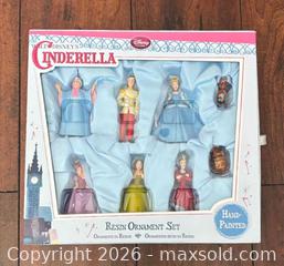 MaxSold Auction: Disney Cinderella Holiday Resin Ornaments — 8-Piece Set - Calgary (Alberta, Canada) SELLER MANAGED Downsizing Online Auction -  Rundleville Drive Ne