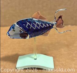 MaxSold Auction: Swarovski Blue & Purple Crystal Animal Figurine with Metal Accents - Calgary (Alberta, Canada) SELLER MANAGED Downsizing Online Auction -  Rundleville Drive Ne