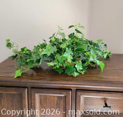 MaxSold Auction: Top quality decorative silk ivy plant  - Ottawa (Ontario, Canada) SELLER MANAGED Downsizing Online Auction - Arbourwood Drive