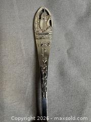 MaxSold Auction: (4) STERLING SILVER Collectible Spoons - Marked  - Toronto (Ontario, Canada) PARTNER MANAGED Reseller Online Auction - Chesswood Drive