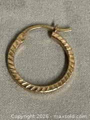 MaxSold Auction: Pair of 10K GOLD Hoop Earrings - Marked  - Toronto (Ontario, Canada) PARTNER MANAGED Reseller Online Auction - Chesswood Drive