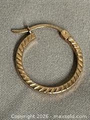 MaxSold Auction: Pair of 10K GOLD Hoop Earrings - Marked  - Toronto (Ontario, Canada) PARTNER MANAGED Reseller Online Auction - Chesswood Drive
